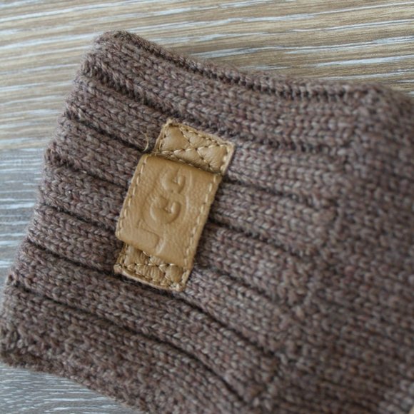 NWT UGG MEN'S MIXED MEDIA KNIT‎ LEATHER TECH ENABLED MEN'S GLOVES - Picture 3 of 5